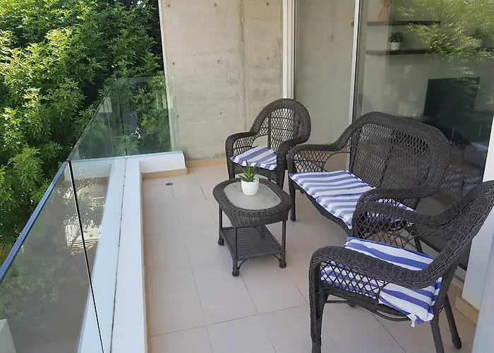 Achillion Gardens, Near Unic By 'flats Nicosia'