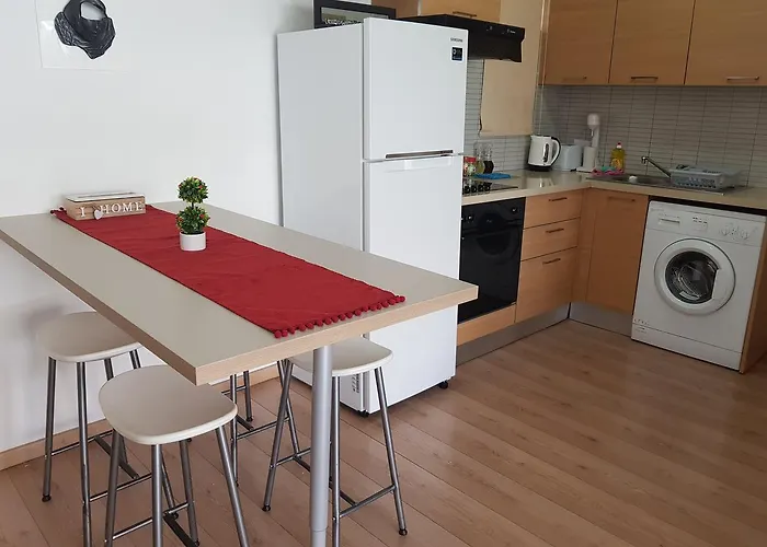 Achillion Gardens, Near Unic By 'flats Nicosia' 公寓 *